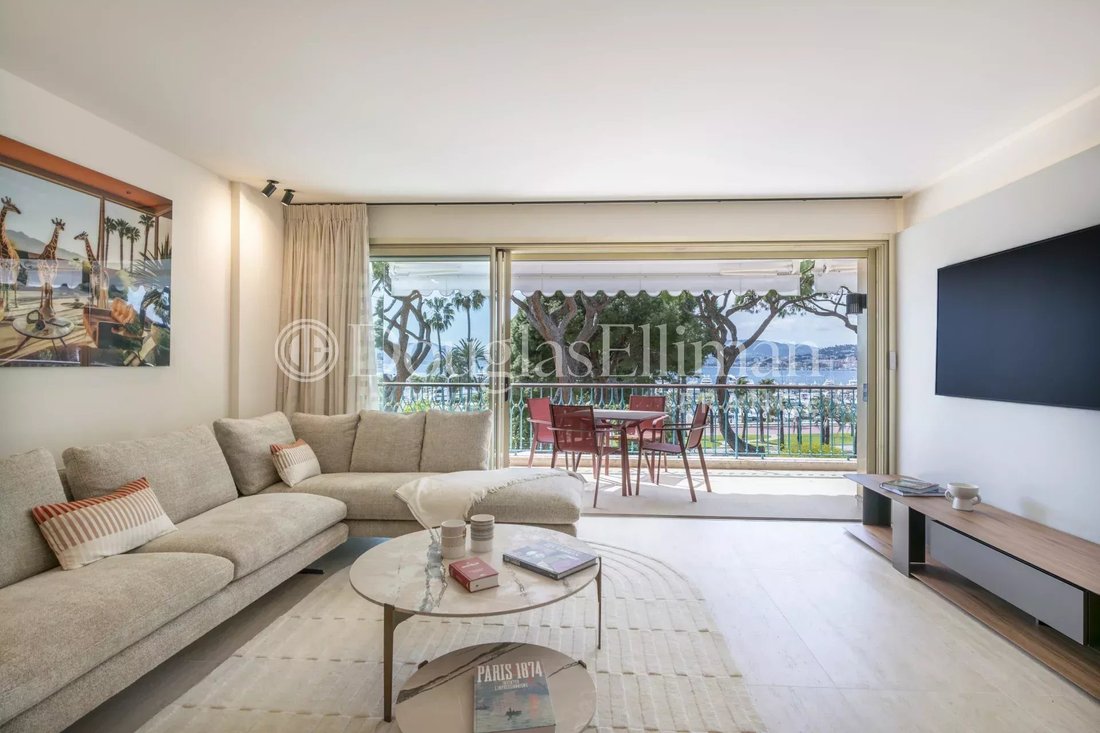 Apartment in French Riviera, Provence-Alpes-Côte d'Azur, France 1 - 14167310