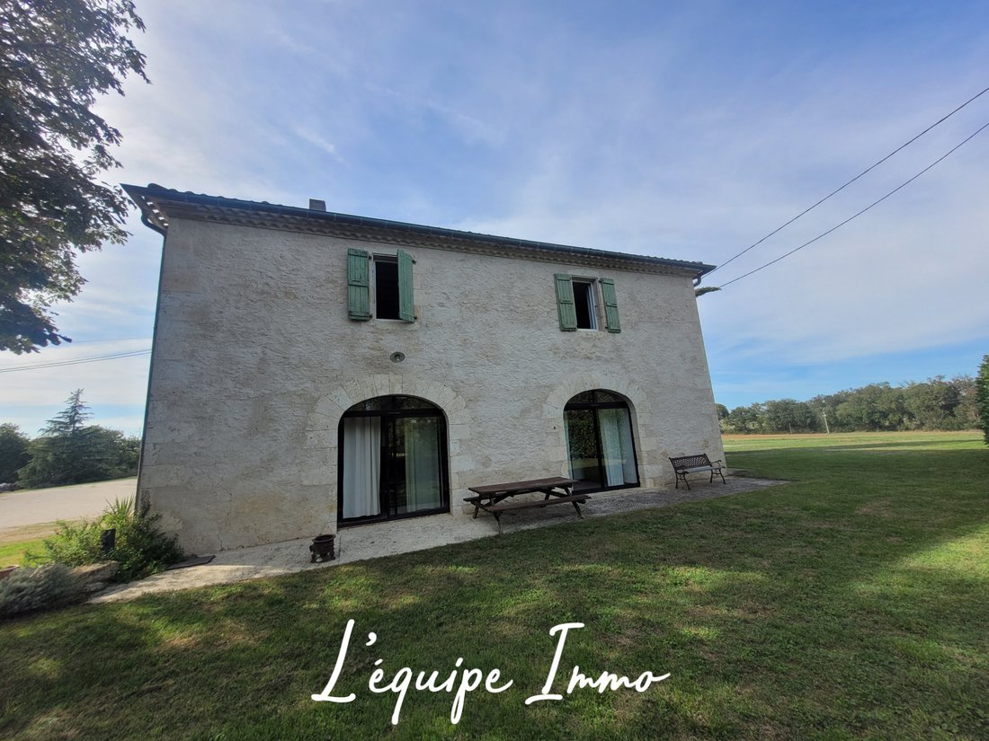 Estate in Mauvezin, Occitania, France 4 - 16498175