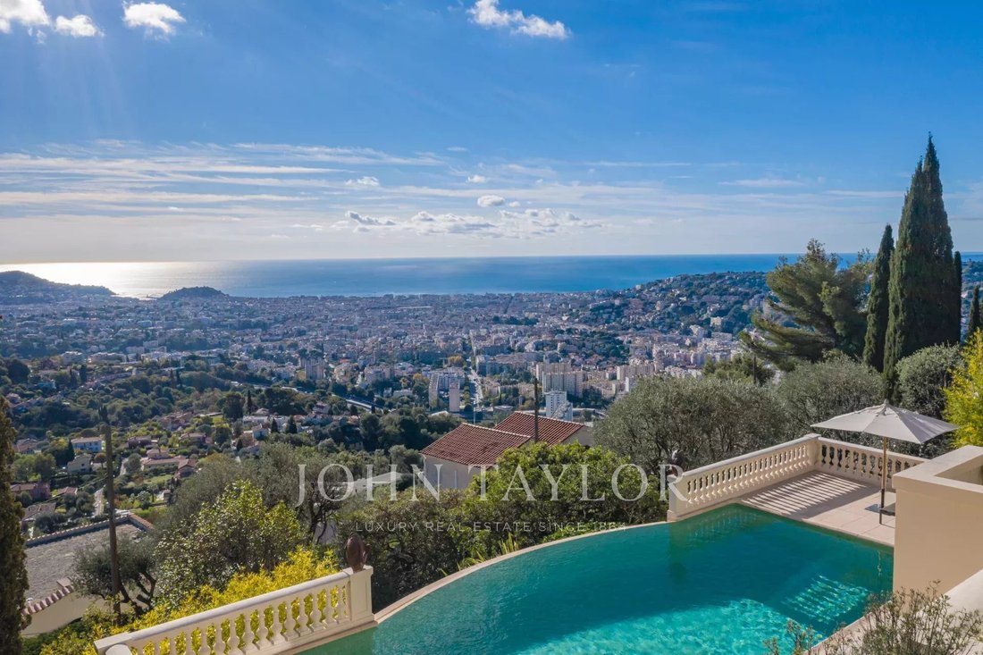 Villa in Nice, Provence-Alpes-Côte d'Azur, France 1 - 12586259