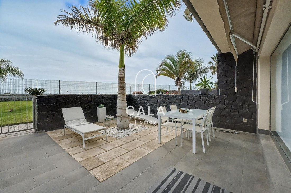 Villa in San Miguel de Abona, Canary Islands, Spain 2 - 16496510