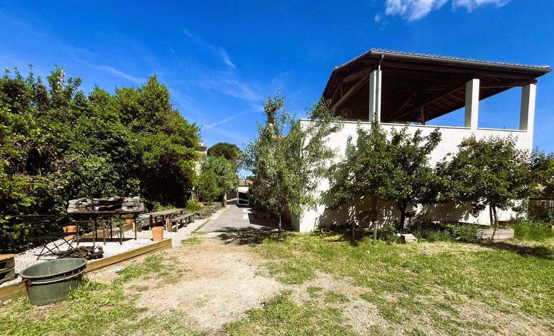 Estate in Caux, Occitania, France 4 - 16498050