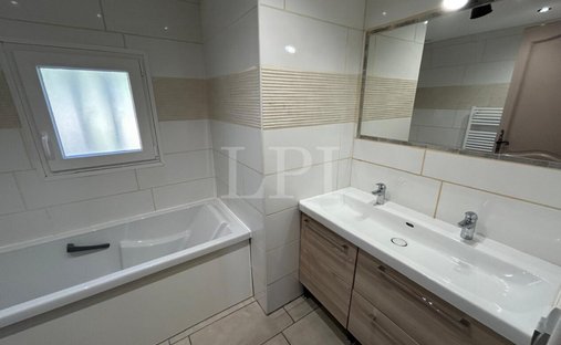 Beautiful Stone Property With Views And Pool