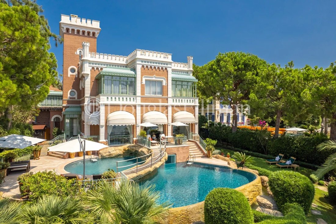 Villa à Juan les Pins-Gallice, Antibes, France 1 - 15789552