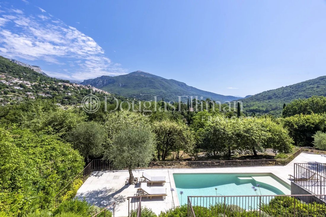 House in Châteauneuf-Grasse, Provence-Alpes-Côte d'Azur, France 3 - 16262693