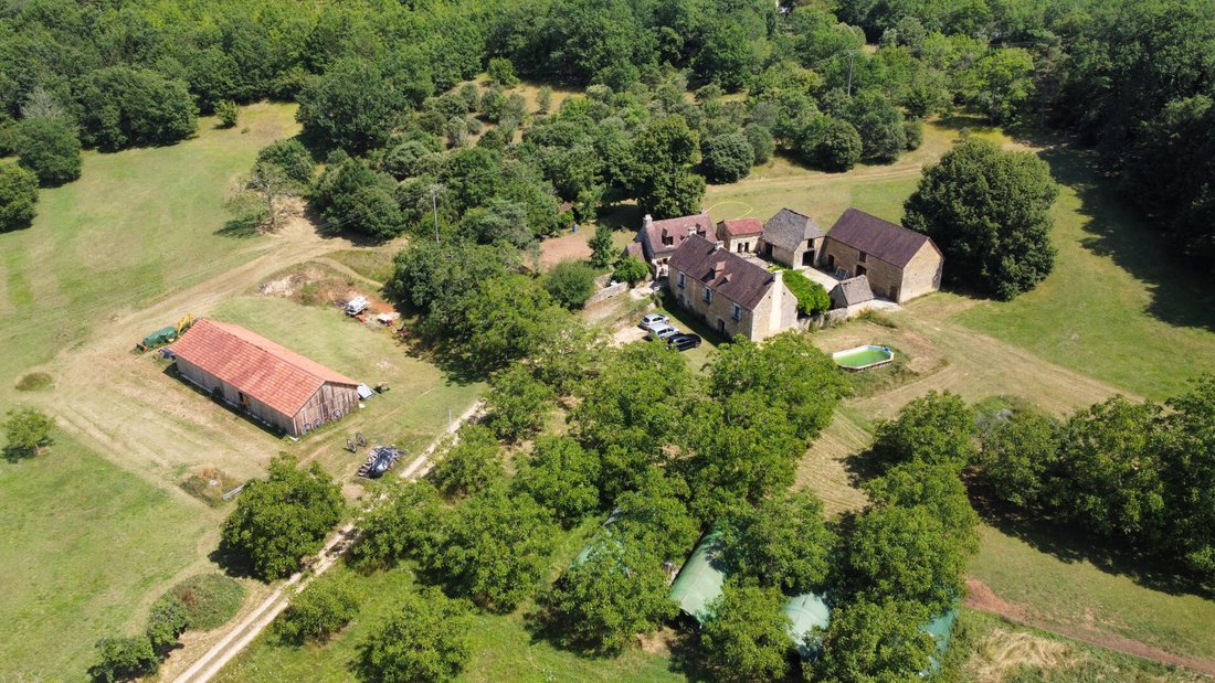 Estate in Montignac-Lascaux, Nouvelle-Aquitaine, France 1 - 16500222