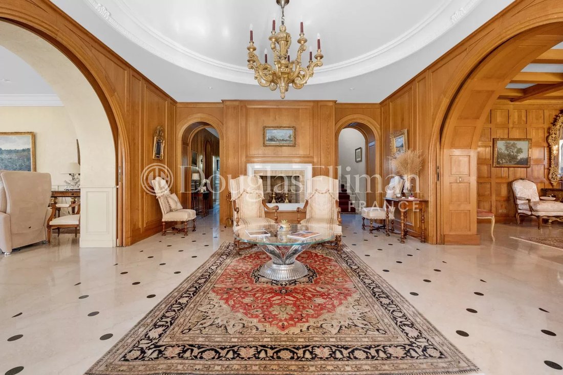 Villa in Antibes, Provence-Alpes-Côte d'Azur, France 5 - 15228750