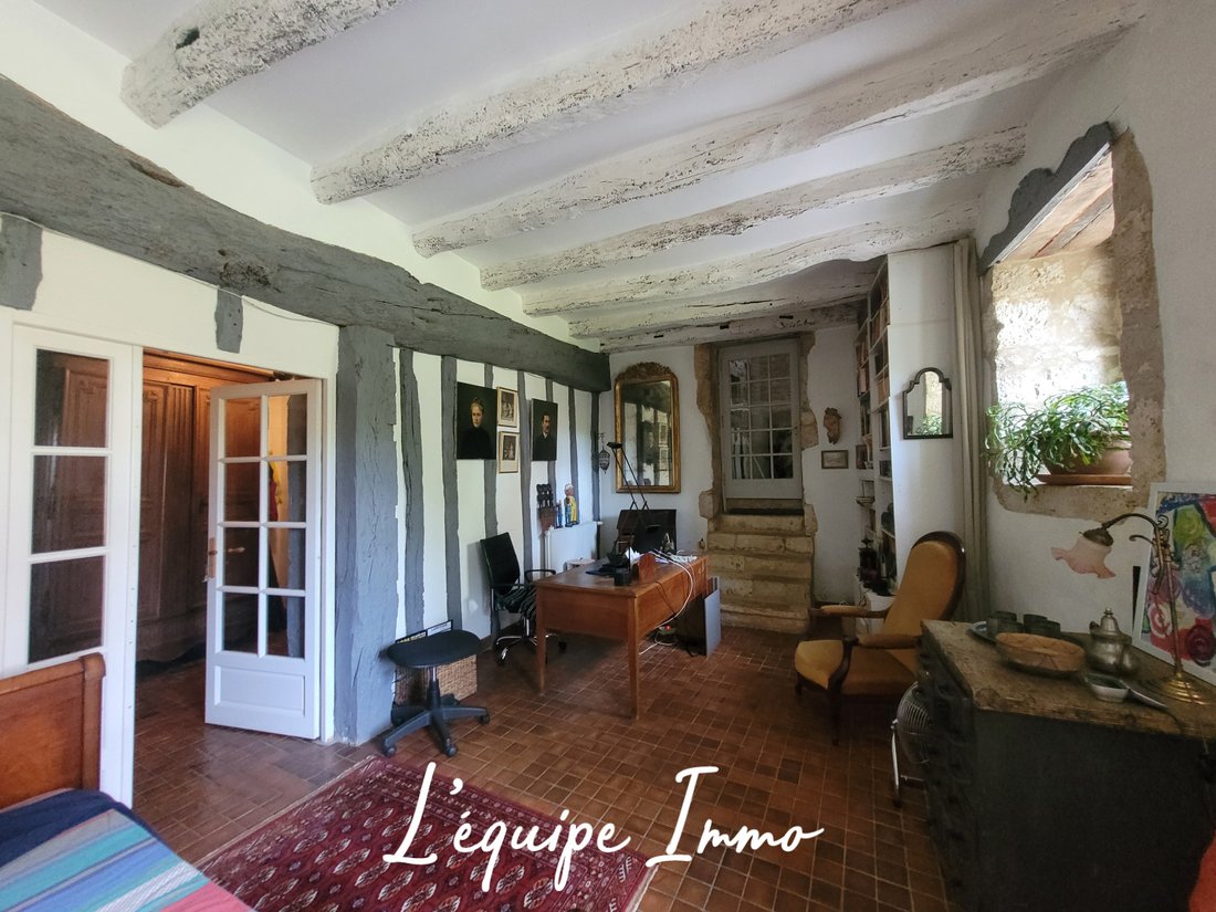 Estate in Mauvezin, Occitania, France 5 - 16498175