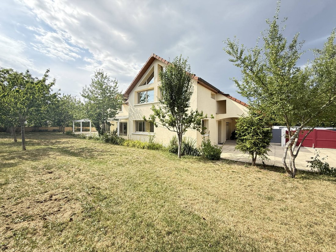House in Ateliers SNCF, Chenove, France 1 - 16499900