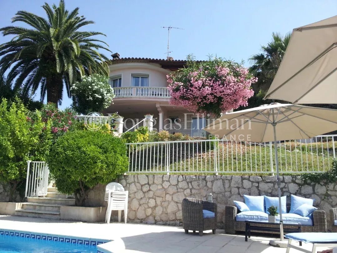Villa in Saint-Paul-de-Vence, Provence-Alpes-Côte d'Azur, France 3 - 15635055