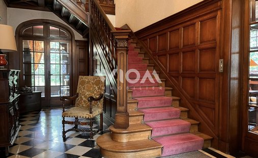 Castle for Sale in Arras, Hauts-de-France, France