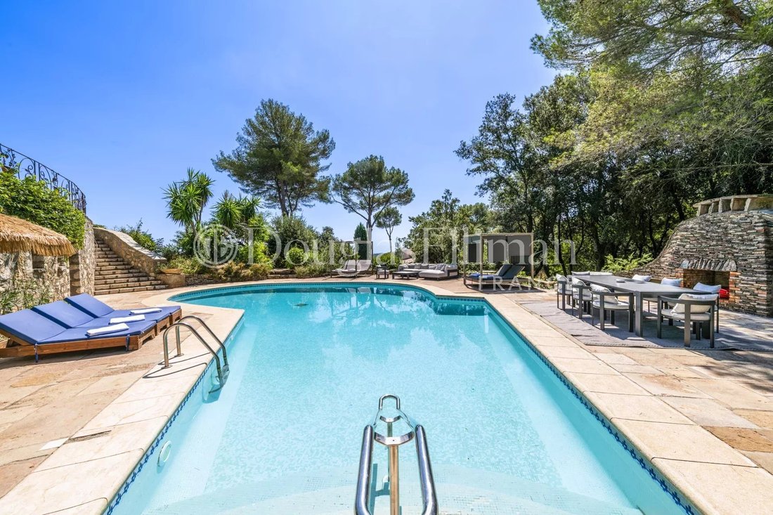 Villa in Valbonne, Provence-Alpes-Côte d'Azur, France 4 - 14983300