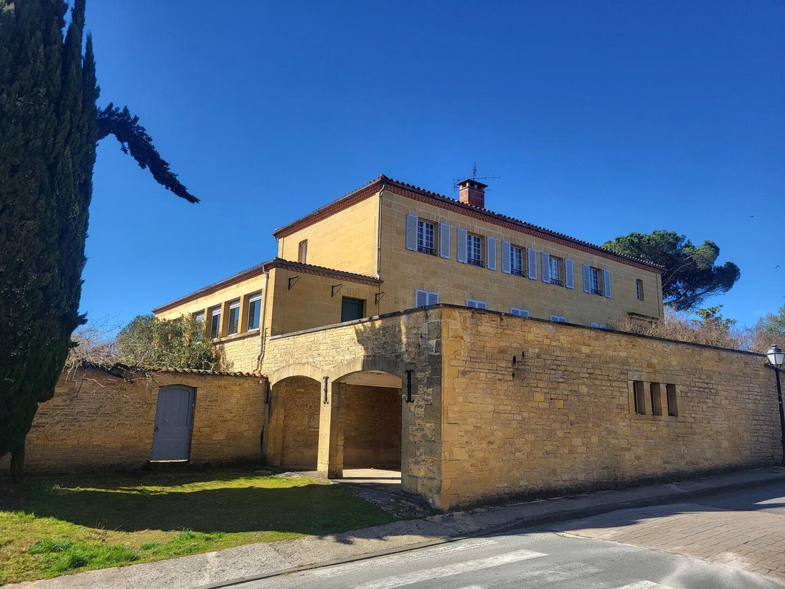 Villa in Sarlat-la-Canéda, Nouvelle-Aquitaine, France 1 - 16500266