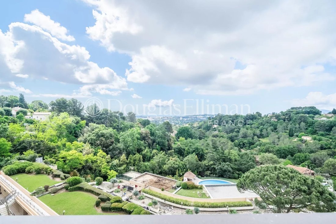 Apartment in Mougins, Provence-Alpes-Côte d'Azur, France 2 - 15642568