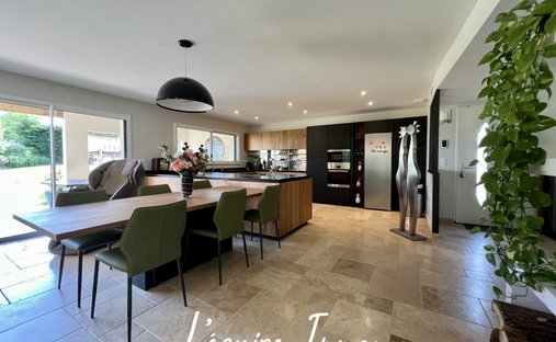 14th C. Chateau With A House