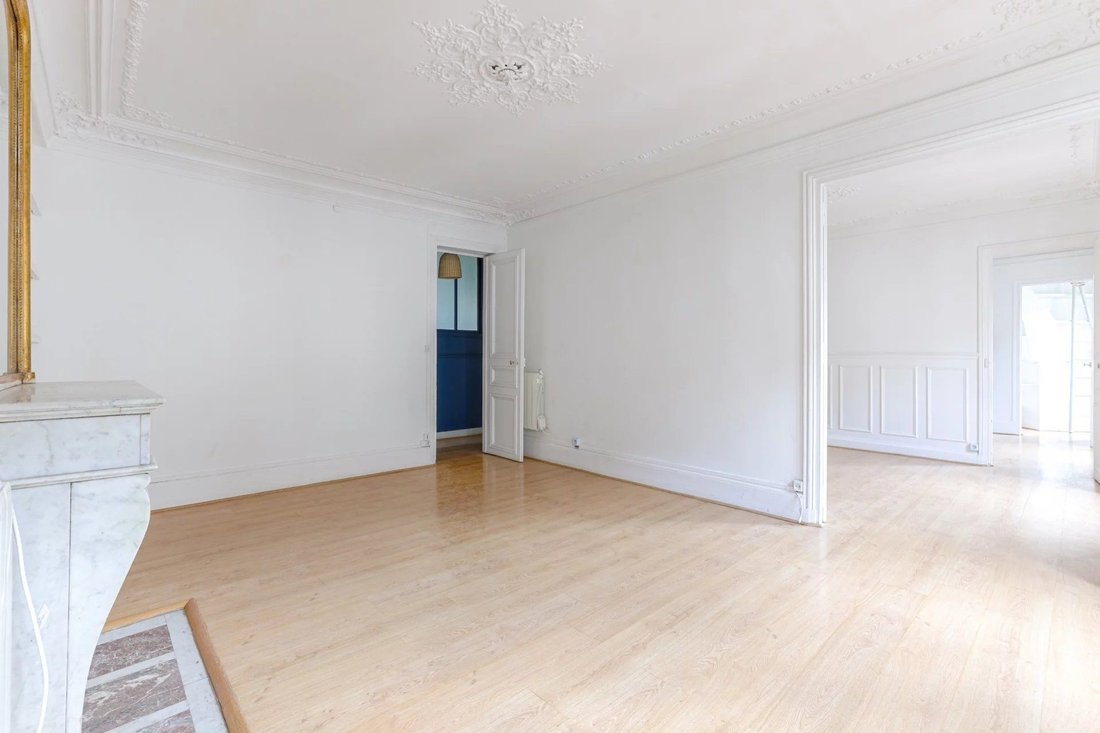 Apartment in Saint Philippe du Roule, Paris 8e Arrondissement, Paris 5 - 16497400