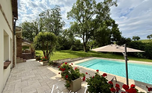 14th C. Chateau With A House