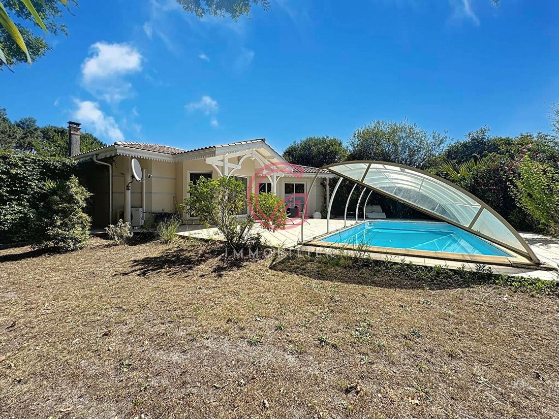 House in Sanguinet, Nouvelle-Aquitaine, France 2 - 16498365