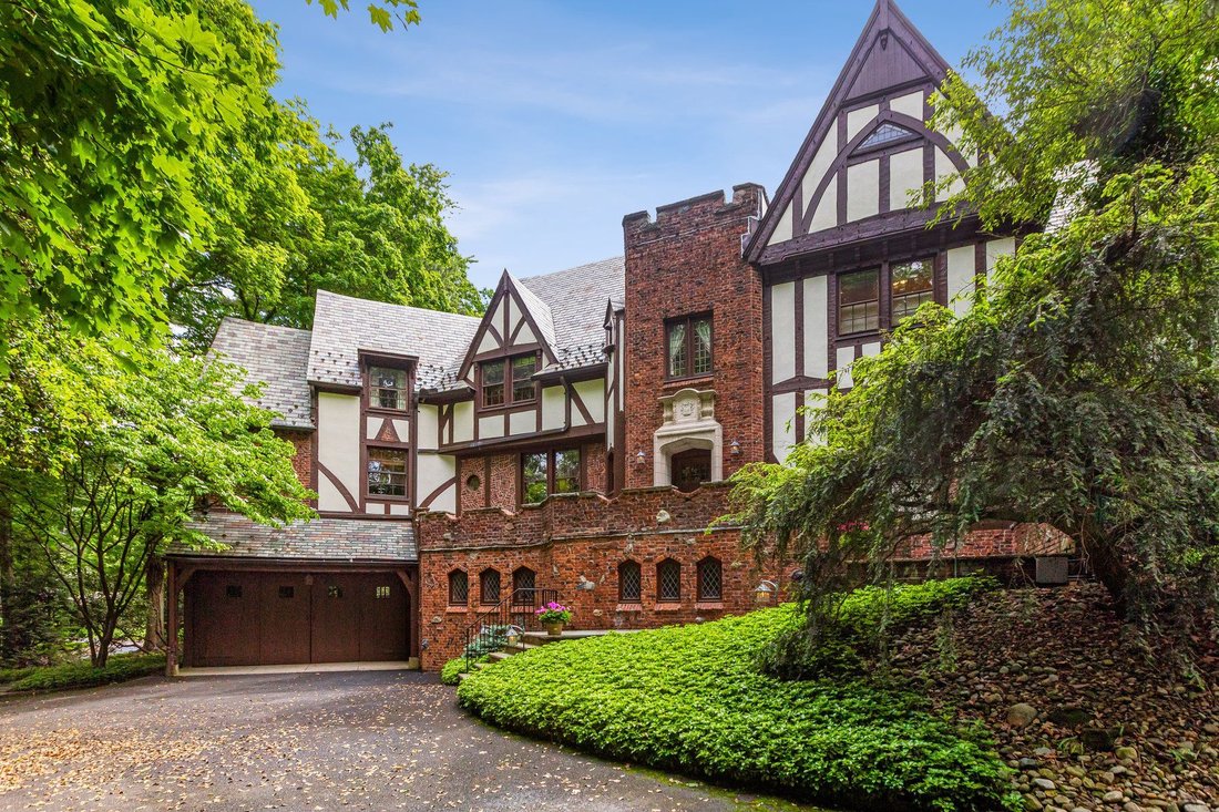 House in Summit, New Jersey, United States 2 - 16497079