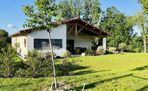 14th C. Chateau With A House