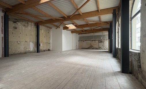 Château With Two Gîtes And Reception Hall.