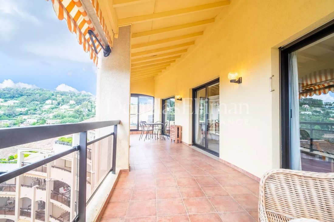 Apartment in Mougins, Provence-Alpes-Côte d'Azur, France 1 - 15642568