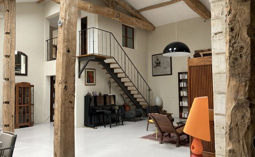 Castle for Sale in Barbezieux-Saint-Hilaire, Nouvelle-Aquitaine, France