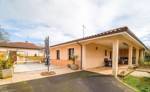 Casa a Ychoux, Nuova Aquitania, Francia 1