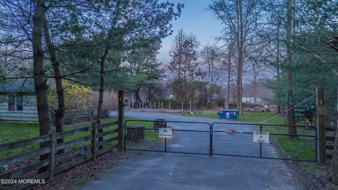 House in Farmingdale, New Jersey, United States 3 - 16497035