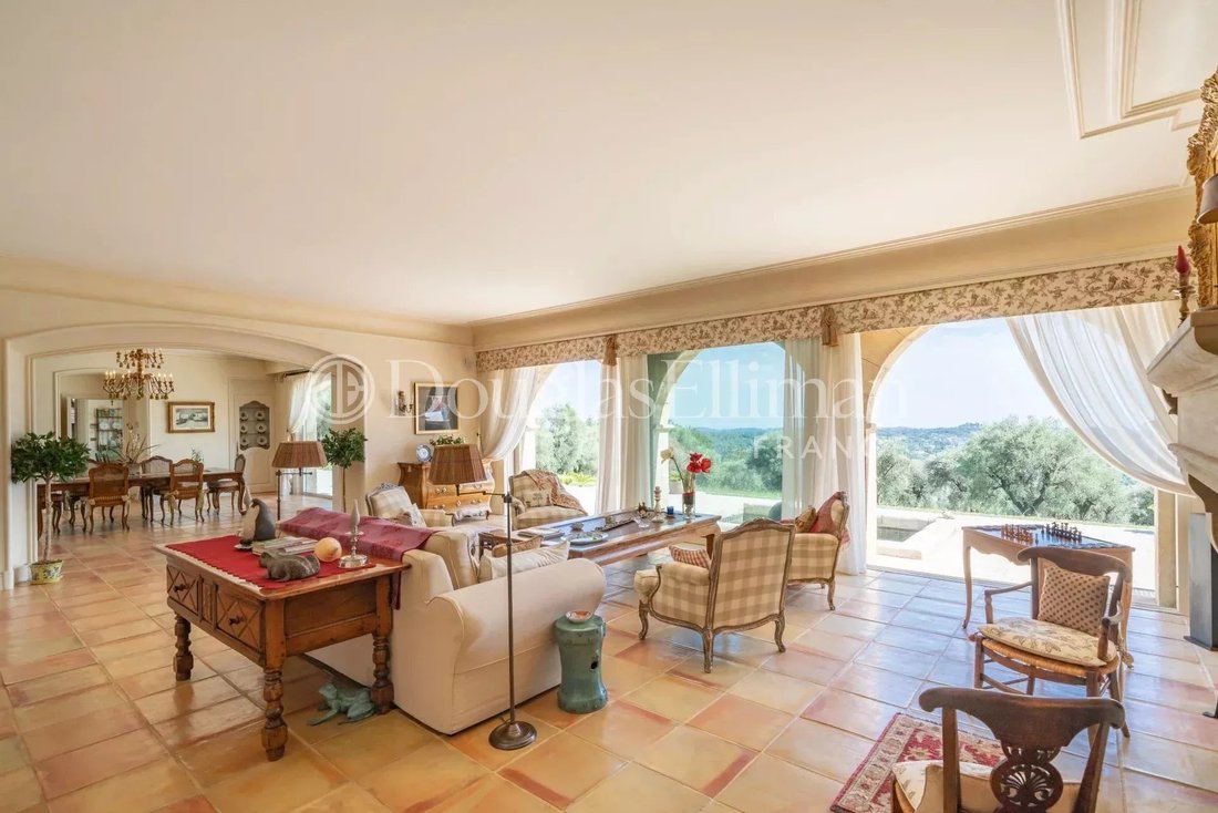 Villa in Châteauneuf-Grasse, Provence-Alpes-Côte d'Azur, France 3 - 14021002