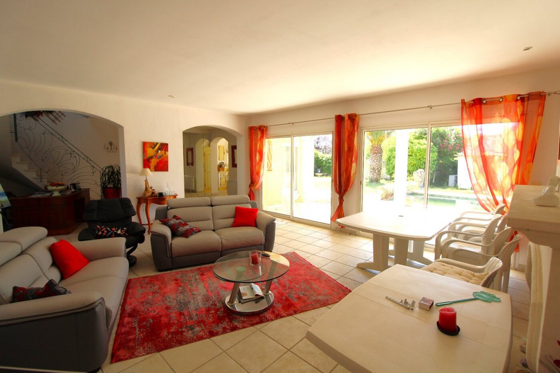 House in Florensac, Occitania, France 4 - 16497834