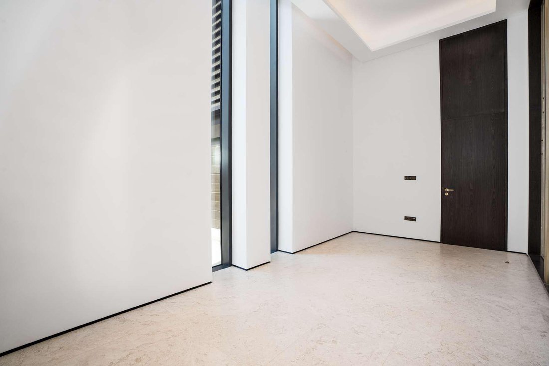 Villa in Umm Suqeim, Dubai, United Arab Emirates 5 - 16498476