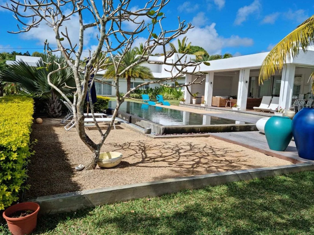 Villa in Petit Raffray, Rivière du Rempart District, Mauritius 3 - 16496543