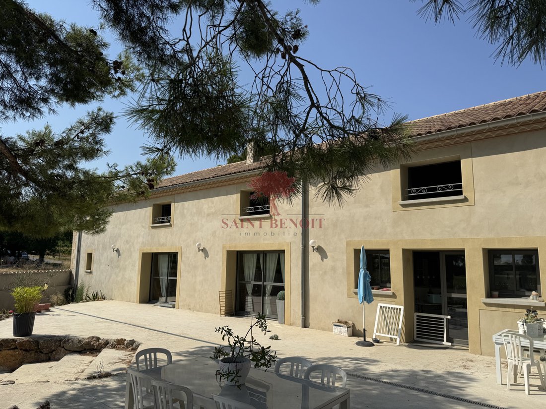 Estate in Saint-Chinian, Occitania, France 1 - 16498406