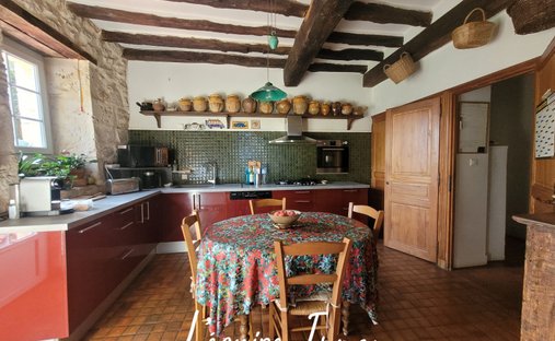 19 Th C Castle Outbuildings, Stabbles, Pool