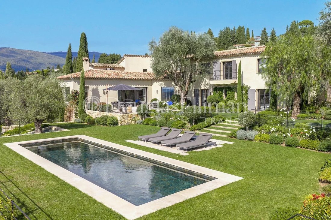 Villa in Grasse, Provence-Alpes-Côte d'Azur, France 3 - 16333173