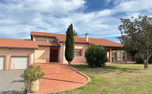 House in Canal Saint Martory, Frouzins, France 1