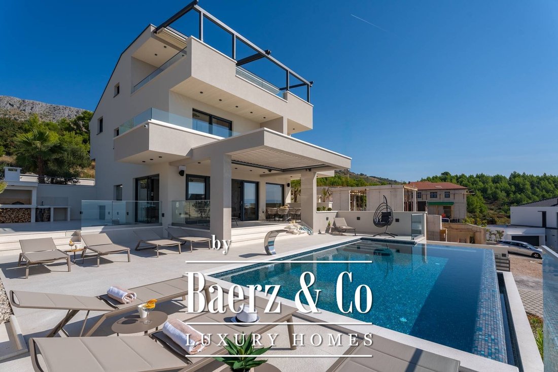 Villa in Grljevac, Gespanschaft Split-Dalmatien, Kroatien 1 - 13443155
