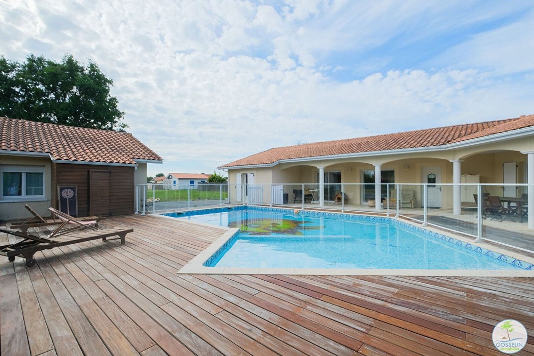 House in Biscarrosse, Nouvelle-Aquitaine, France 1 - 16498004