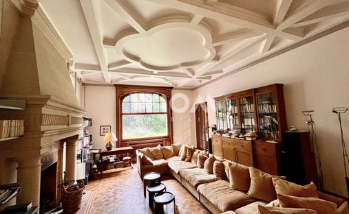 Castle for Sale in Arras, Hauts-de-France, France