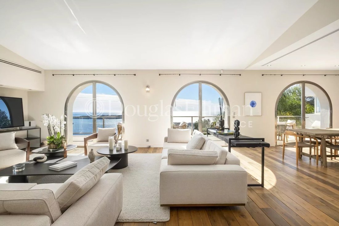 Villa in La Californie, Cannes, France 2 - 14819520