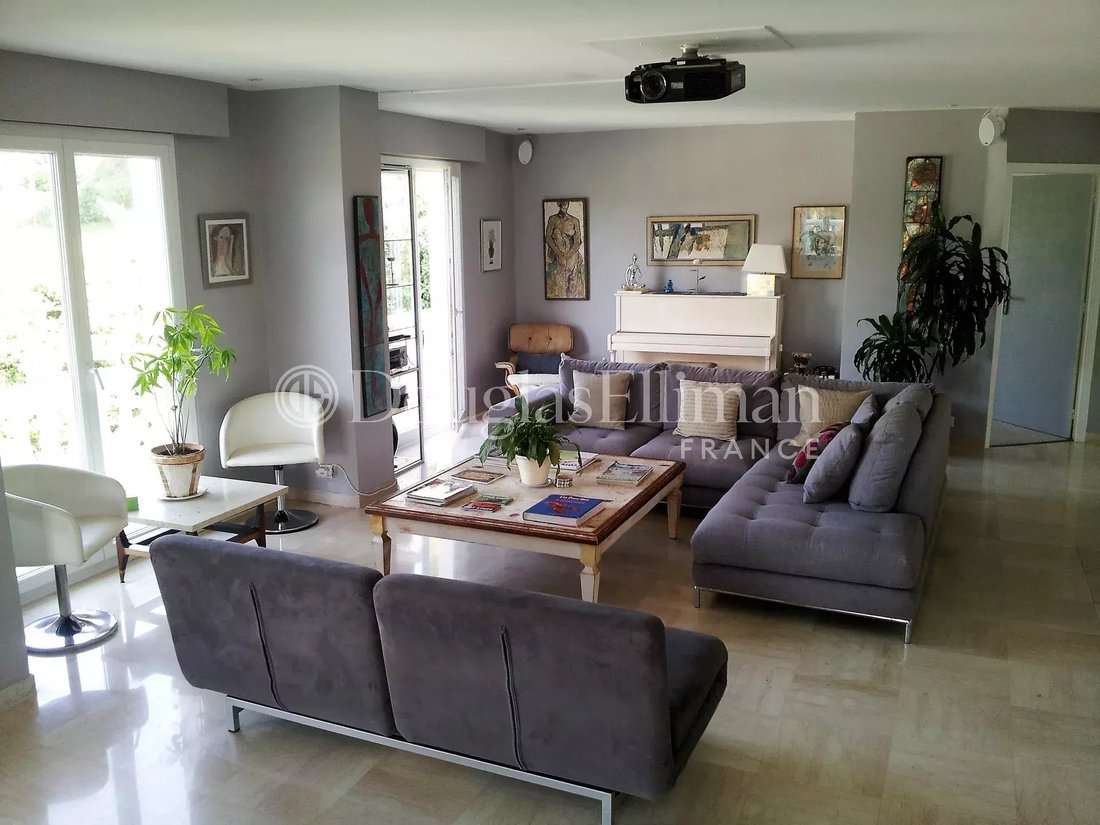 Villa in Saint-Paul-de-Vence, Provence-Alpes-Côte d'Azur, France 5 - 15635055