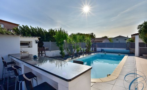 House in Pomerols, Occitania, France 1