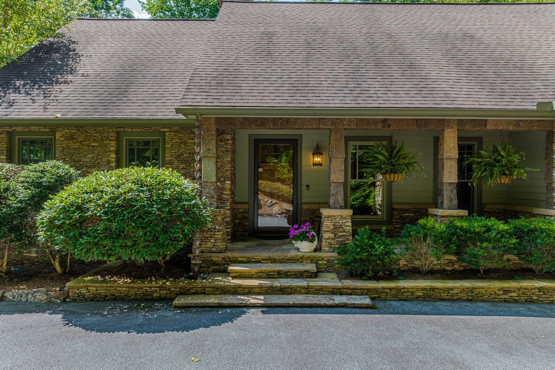 House in Highlands, North Carolina, United States 2 - 16496499