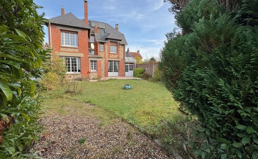 House in Canadiens, Sotteville-les-Rouen, France 1