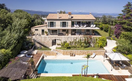Villa in La Maure-Super Cannes, Vallauris, France 1