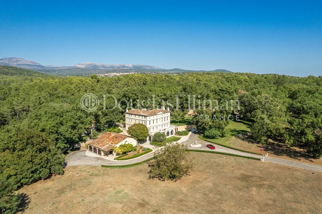 Villa a Callian, Provenza-Alpi-Costa Azzurra, Francia 4 - 14983313