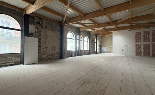 Château With Two Gîtes And Reception Hall.