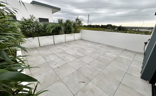 Apartment in Sud, Saint-Jean-de-Vedas, France 1