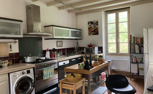 Castle for Sale in Barbezieux-Saint-Hilaire, Nouvelle-Aquitaine, France