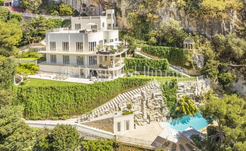 Villa in Cap-d'Ail, Provence-Alpes-Côte d'Azur, France 1